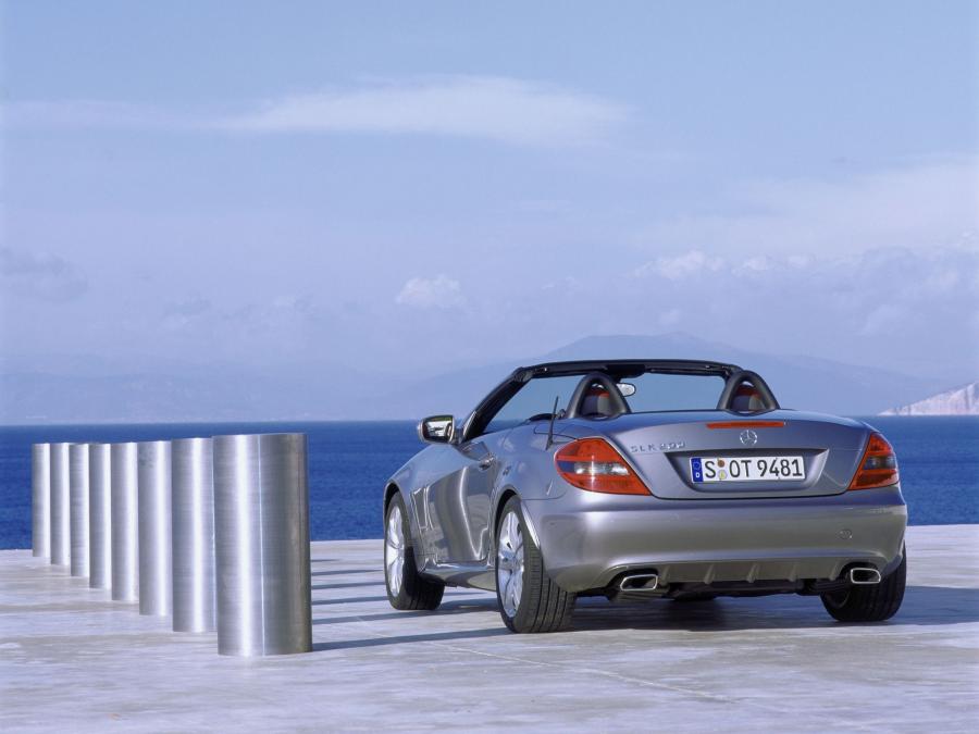  Mercedes-Benz SLK350 2009 года  (фото 20 из 28)